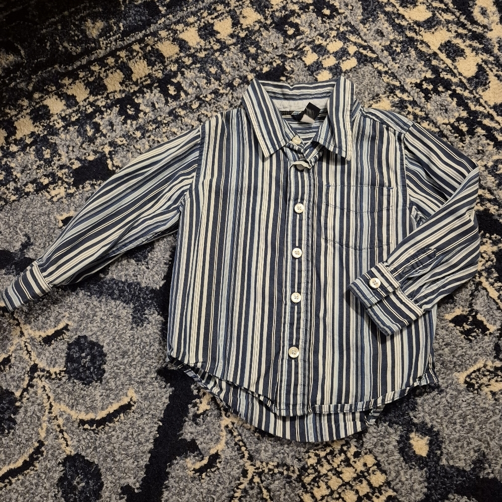 Gap Boy's Preppy Blue Veritcal Striped Long Sleeved Button Down Size 3T